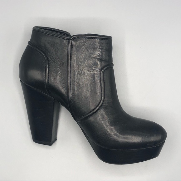 Gianni Bini Black Leather Moon Lite Ankle Boots, 7.5 - Picture 2 of 15